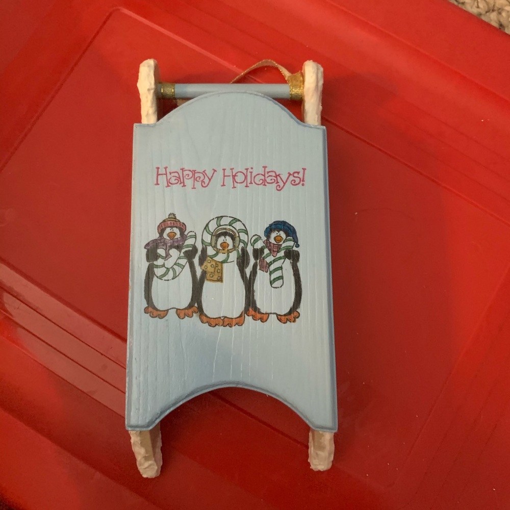 Handmade / hand painted penguin sled - Picture 1 of 5